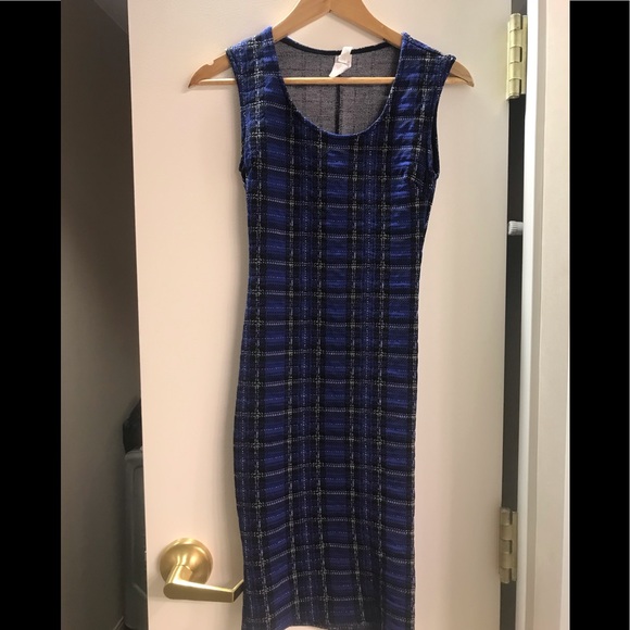 Dress - Picture 1 of 3